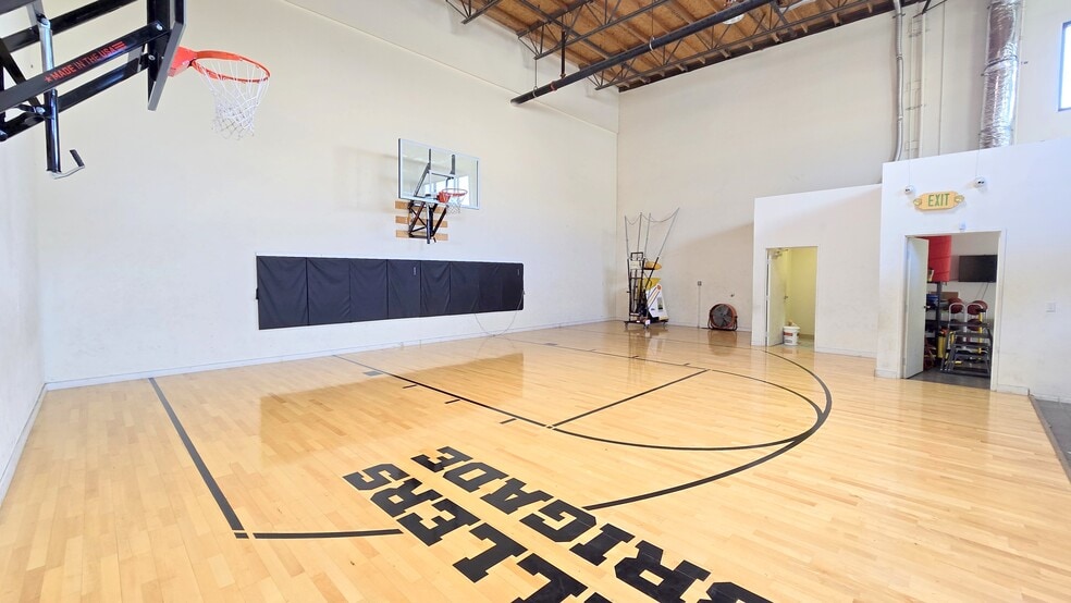 More Photos Of 1773 W San Bernardino Rd, West Covina Unknown For Lease