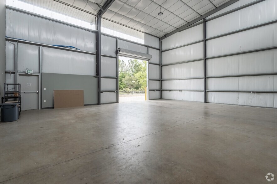 More Photos Of 331 Corporate Wood Dr, Magnolia Unknown For Sale