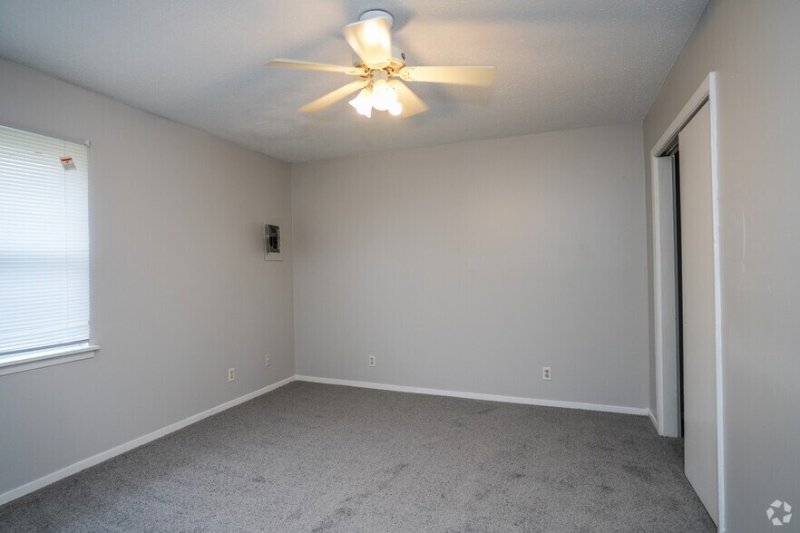 More Photos Of 1501 E Reed Rd, Greenville Apartments For Sale
