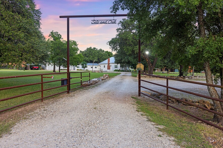 More Photos Of 7617 McGregor Park Rd, Temple Lodge Meeting Hall For Sale