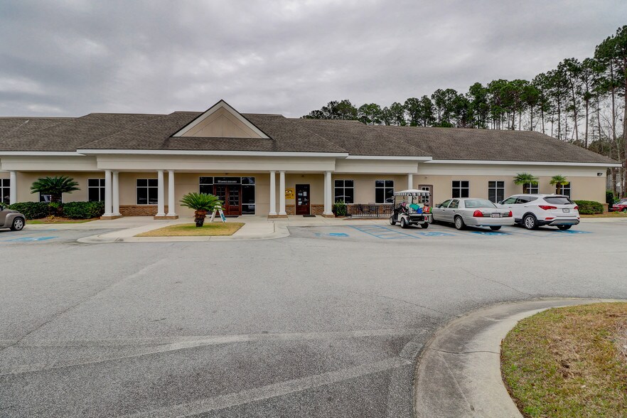 More Photos Of 10 William Pope Dr, Bluffton Office For Sale