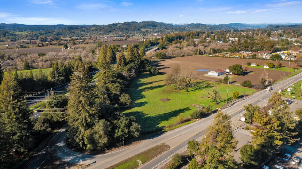 More Photos Of 13255 Healdsburg Ave, Healdsburg Land For Sale