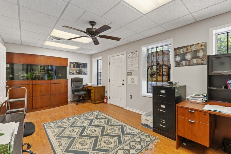 More Photos Of 4925 Ben Day Murrin Rd, Fort Worth Industrial For Sale