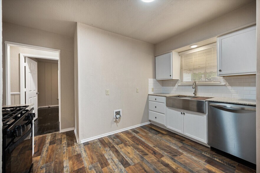 More Photos Of 3837 Earl St, Fort Worth Multifamily For Sale