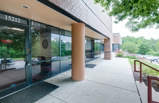 More Photos Of 15200-15222 Dino Dr, Burtonsville Light Distribution For Lease