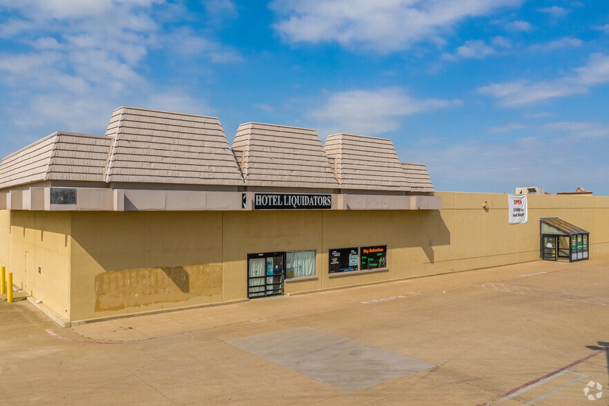 More Photos Of 3643-3753 W Camp Wisdom Rd, Dallas Unknown For Lease