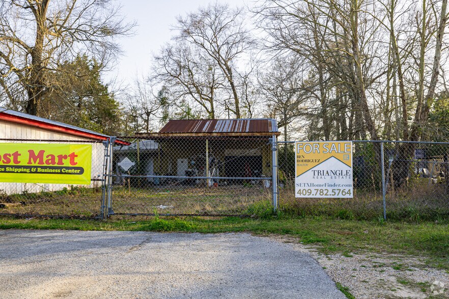 Primary Photo Of 335 Highway 327 W, Silsbee Warehouse For Sale