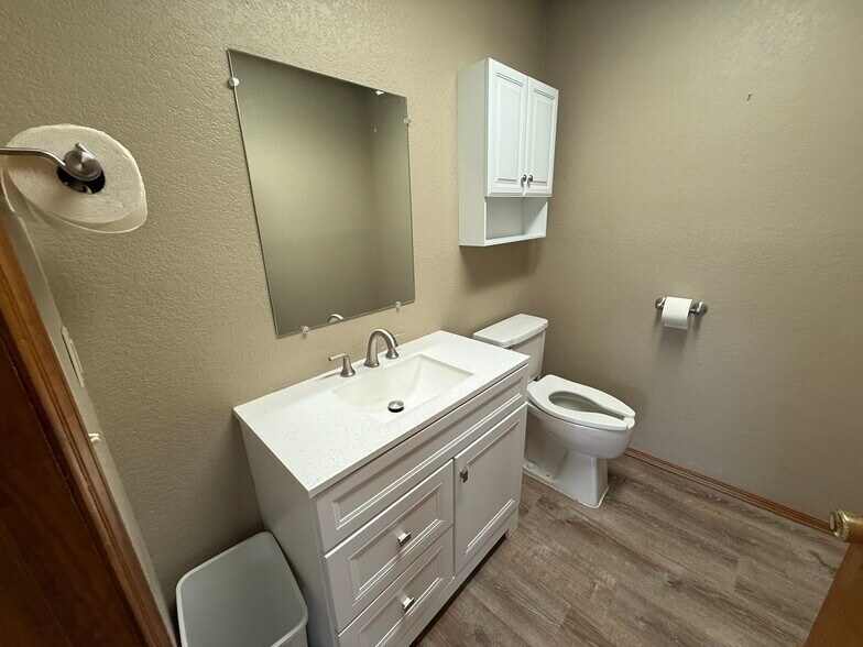 More Photos Of 1515 E Cedar Ave, Flagstaff Office For Lease