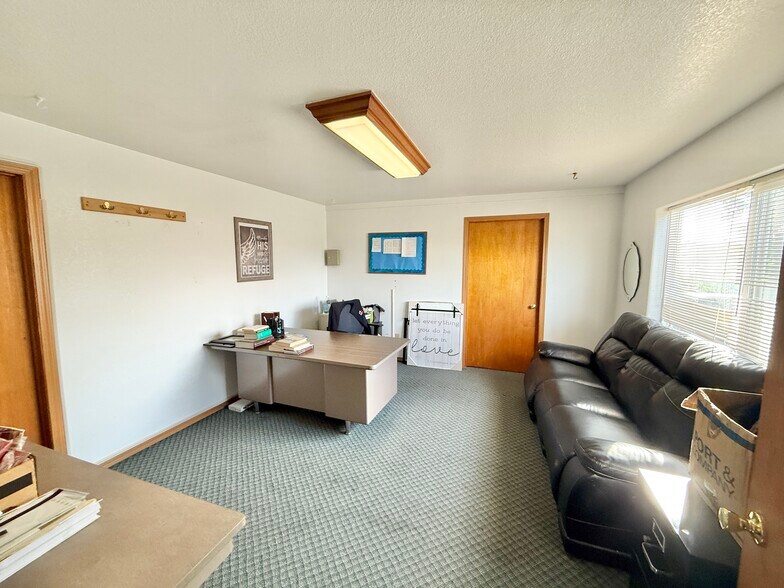 More Photos Of 303 W Clark St, Pasco Religious Facility For Sale