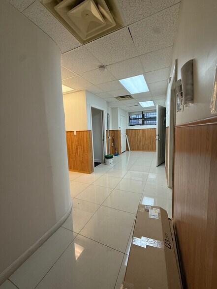 More Photos Of 3057 Coney Island Ave, Brooklyn Medical For Lease