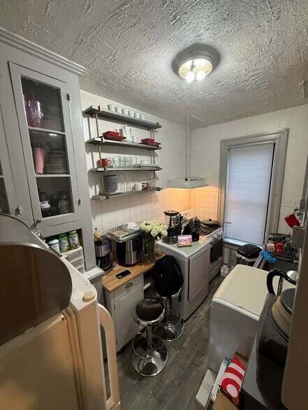 More Photos Of 2017 Albemarle Rd, Brooklyn Apartments For Sale