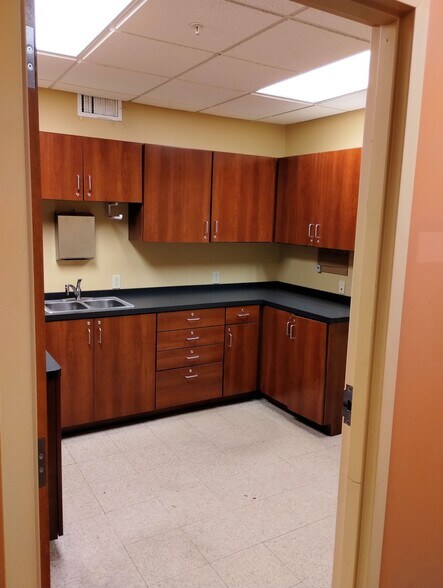 More Photos Of , Willoughby Office For Sale