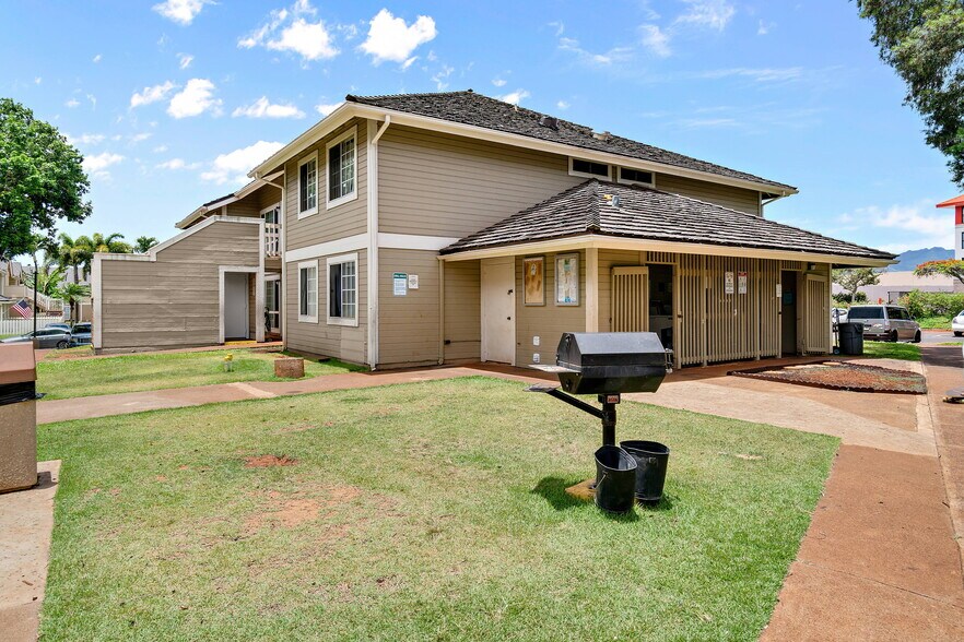 941121 Ka Uka Blvd, Waipahu, HI 96797 Apartments For Sale