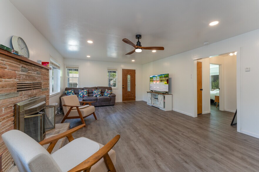 More Photos Of 13240 US-101, Hopland Land For Sale