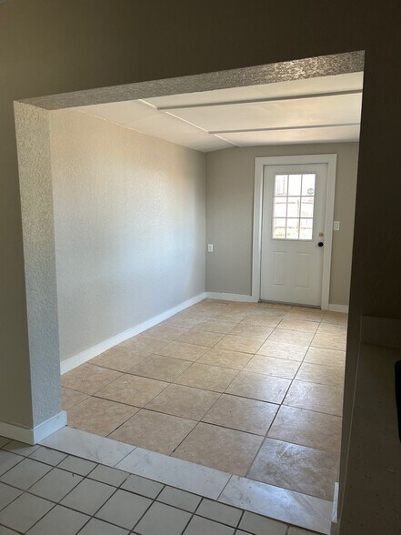 More Photos Of 7919 Grand Blvd, Port Richey Office For Lease