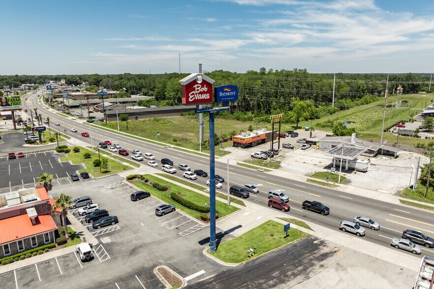More Photos Of 3598 W US Highway 90, Lake City Hotel For Sale