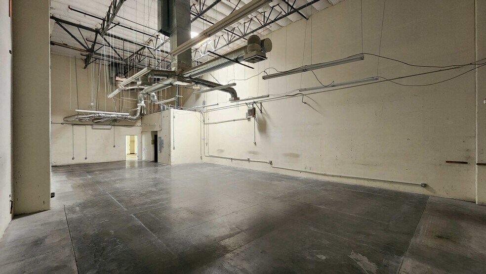 More Photos Of 6765 Eastern Ave, Las Vegas Warehouse For Sale