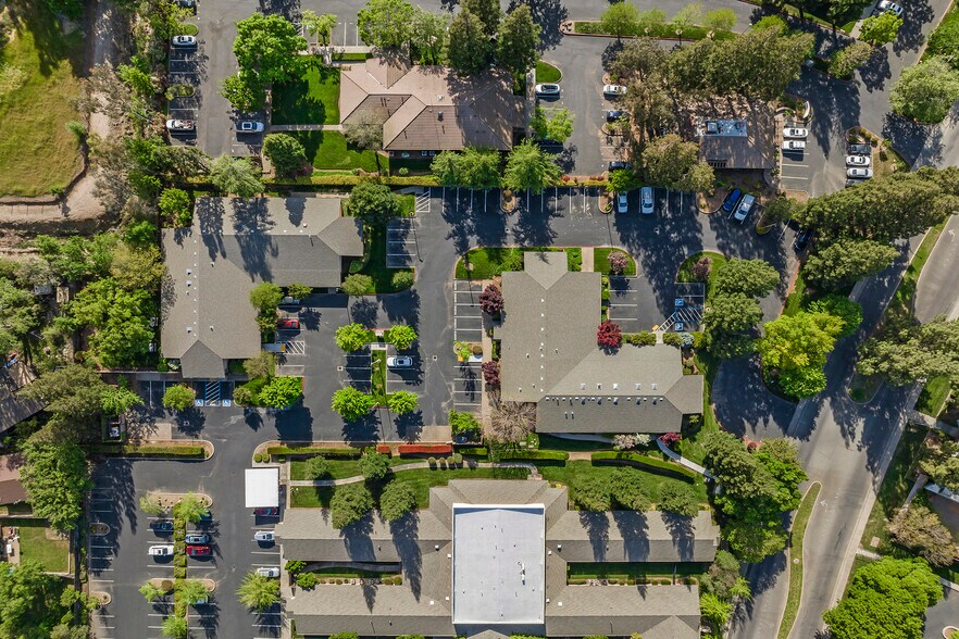 More Photos Of 1367 E Lassen Ave, Chico Office For Sale