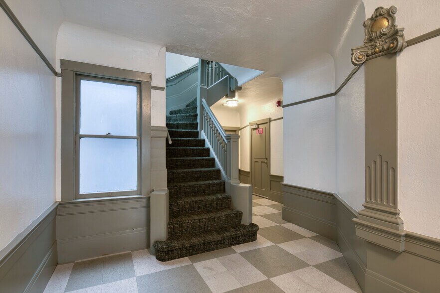 More Photos Of 449-451 9th St, San Francisco Apartments For Sale