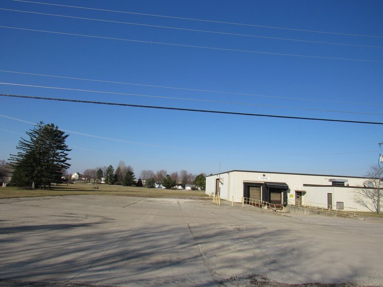 More Photos Of 201 Leanne Dr, Edon Warehouse For Lease