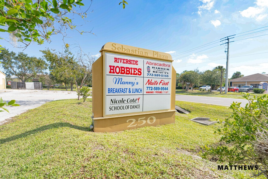 More Photos Of 250 Sebastian Blvd, Sebastian Restaurant For Sale