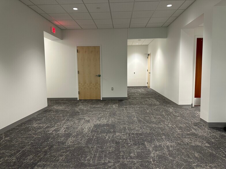 More Photos Of 85 E 8th St, Holland Medical For Sale