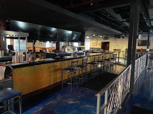 More Photos Of 6010 S Cass Ave, Westmont Restaurant For Sale