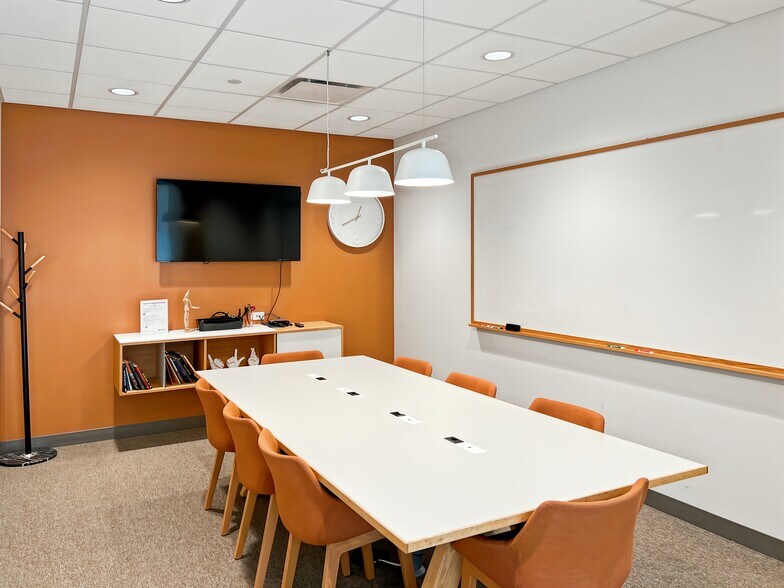 More Photos Of 301 Grant St, Pittsburgh Coworking Space