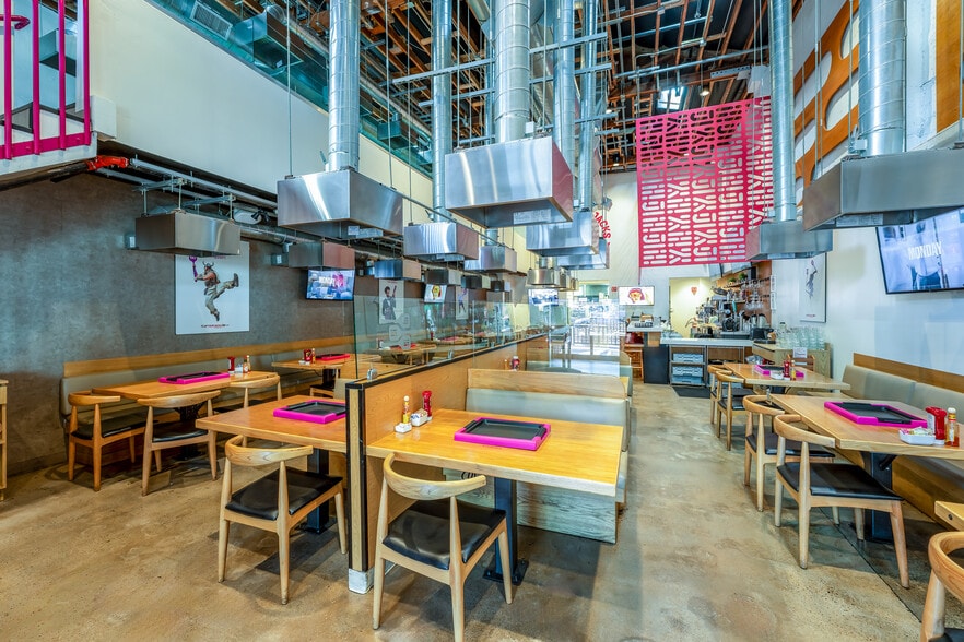 More Photos Of 3020 University Ave, San Diego Restaurant For Lease