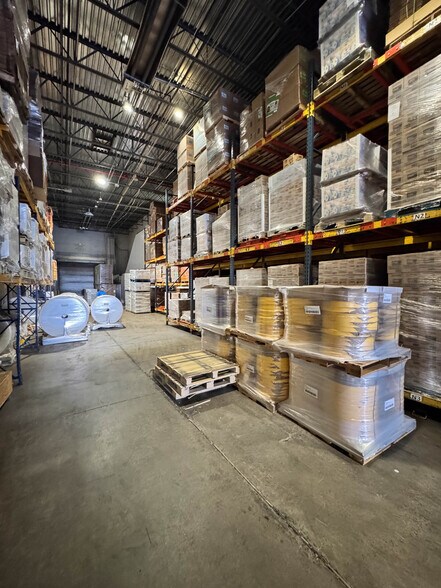 More Photos Of 2048 119th St, College Point Warehouse For Lease