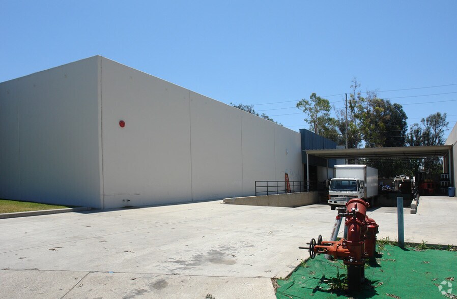 More Photos Of 10950 Virginia Cir, Fountain Valley Warehouse For Lease