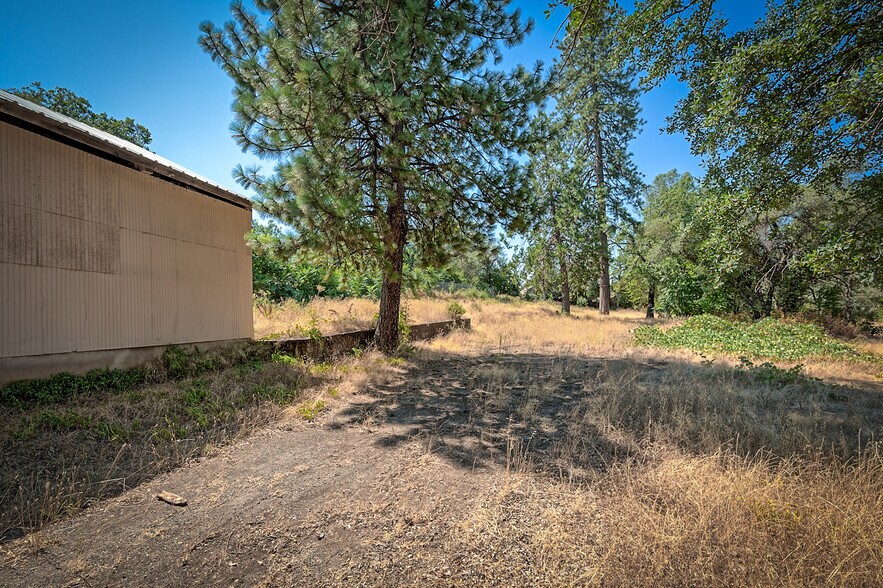 More Photos Of 4016 Shasta Dam Blvd, Shasta Lake Freestanding For Sale