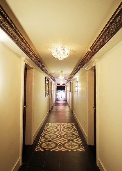 More Photos Of 1320 Ocean Dr, Miami Beach Hotel For Sale