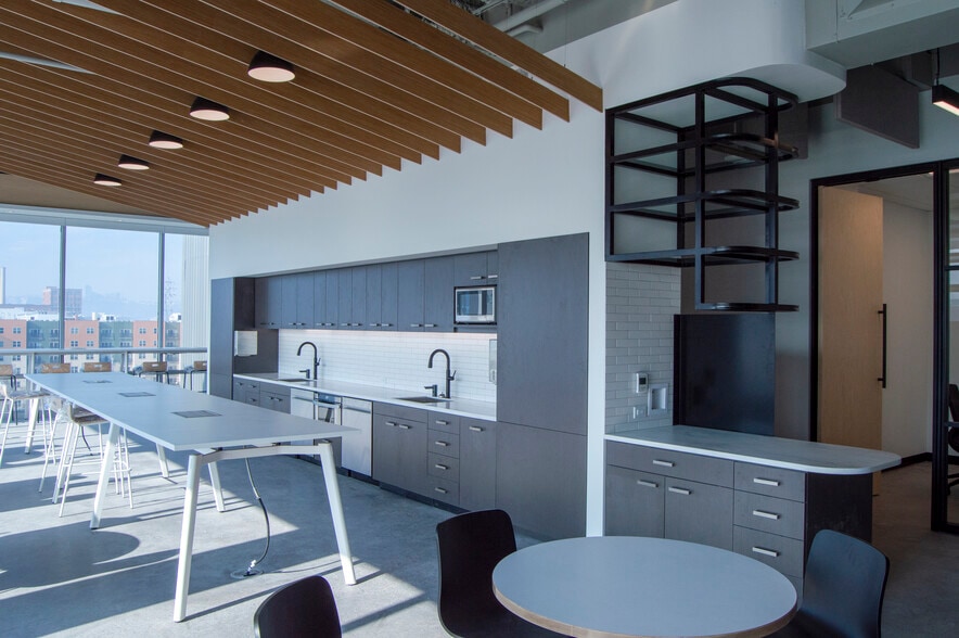 More Photos Of 75 Hopper Pl, Pittsburgh Office For Lease