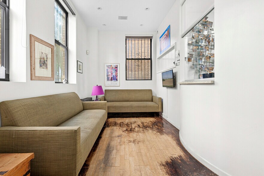 More Photos Of 935 Park Ave, New York Apartments For Sale