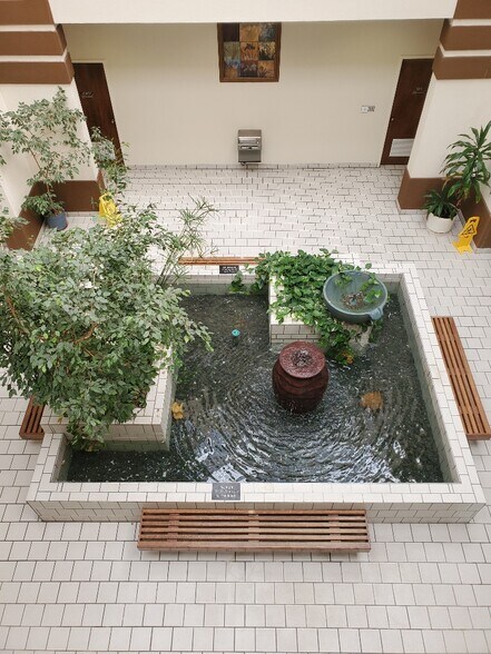 More Photos Of 102-108 E Main St, Kingsport Office For Lease