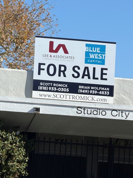 More Photos Of 4412 Whitsett Ave, Studio City Office For Sale