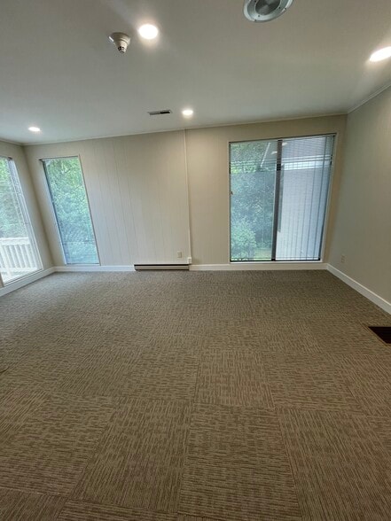 More Photos Of 14115 Lovers Ln, Culpeper Office For Lease