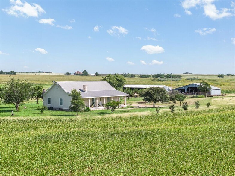 More Photos Of 18108 Werchan Ln, Coupland Land For Sale