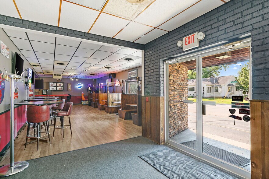 More Photos Of 927 E Railroad St, Sandwich Bowling Alley For Sale