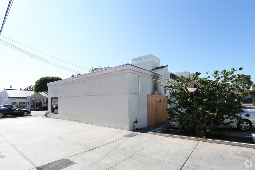 More Photos Of 701-715 Montana Ave, Santa Monica Storefront Retail Office For Lease