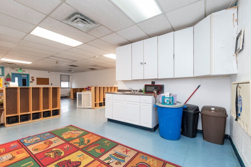 More Photos Of 211 Wise Ave, Dundalk Schools For Sale