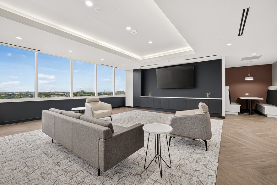 More Photos Of 9800 Richmond Ave, Houston Office For Lease