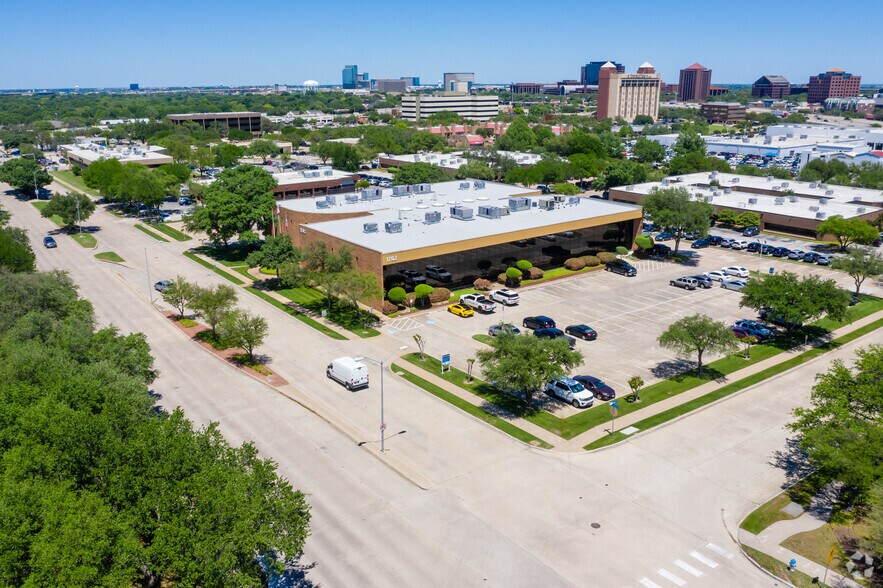 More Photos Of 1702 N Collins Blvd, Richardson Office For Lease