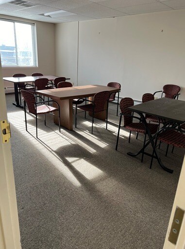 More Photos Of 76 Summer St, Fitchburg Office For Sale