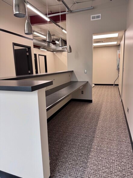 More Photos Of 2403 Nash Blvd, Council Bluffs Freestanding For Lease