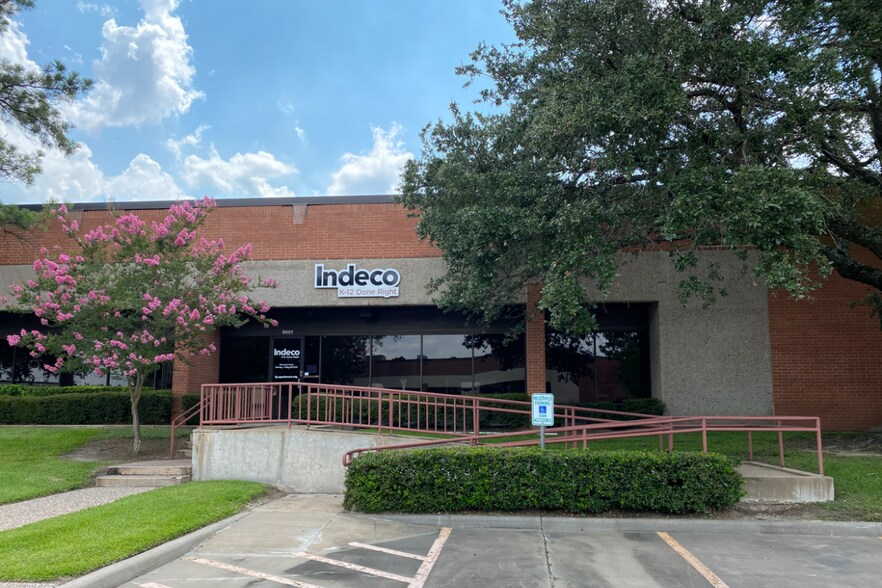 More Photos Of 9001 Jameel Rd, Houston Unknown For Lease