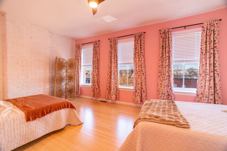 More Photos Of 1701 S 9th St, Saint Louis Multifamily For Sale