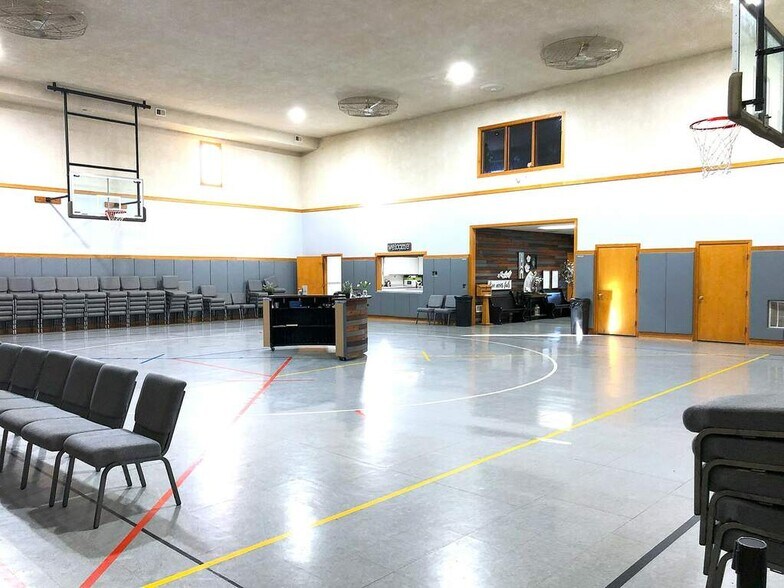 More Photos Of 14832 W 163rd St, Homer Glen Religious Facility For Lease