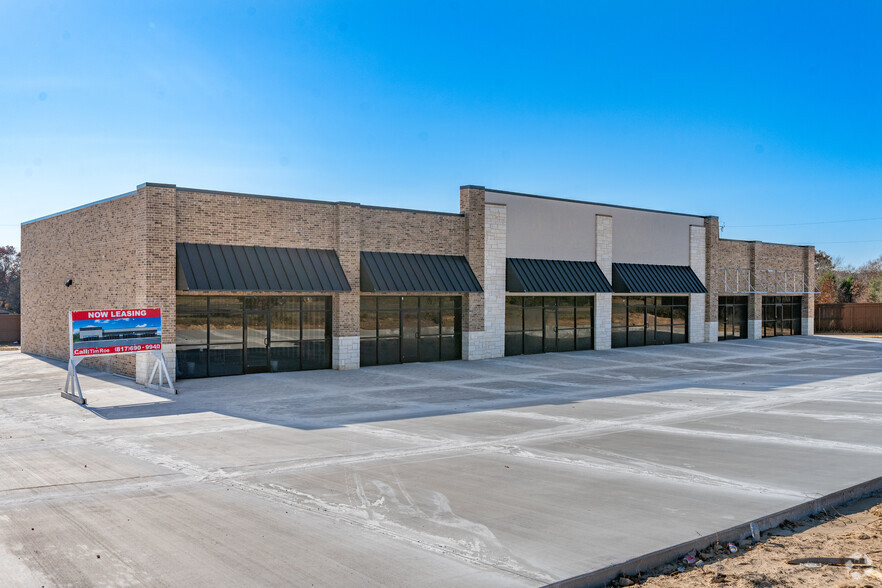 Primary Photo Of 13006 Farm to Market 730 Rd, Azle General Retail For Lease